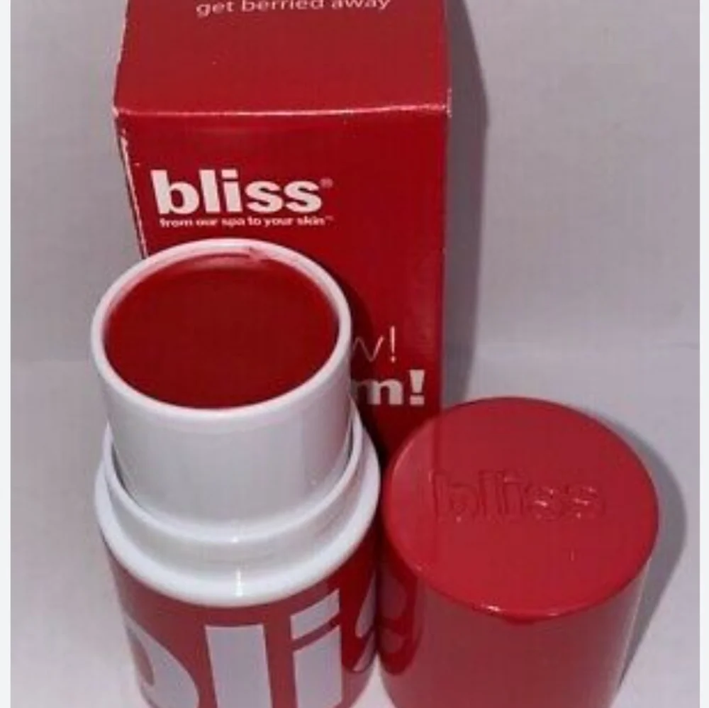 🧚‍♀️GET BERRIED AWAY Bliss DISCONTINUED Tinted Lip Balm NWT